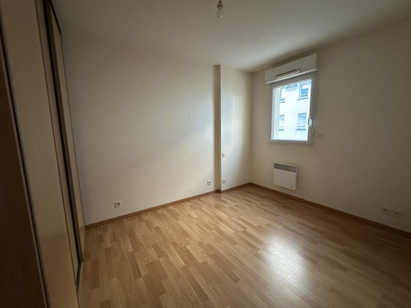 Appartement - 90 m² - 4 pièces