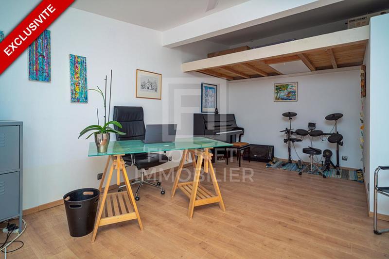 Villa - 161 m² - 8 pièces