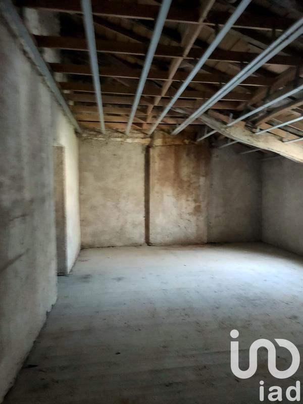 Maison - 180 m² - 8 pièces