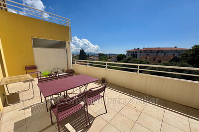 Appartement - 67 m² - 3 pièces