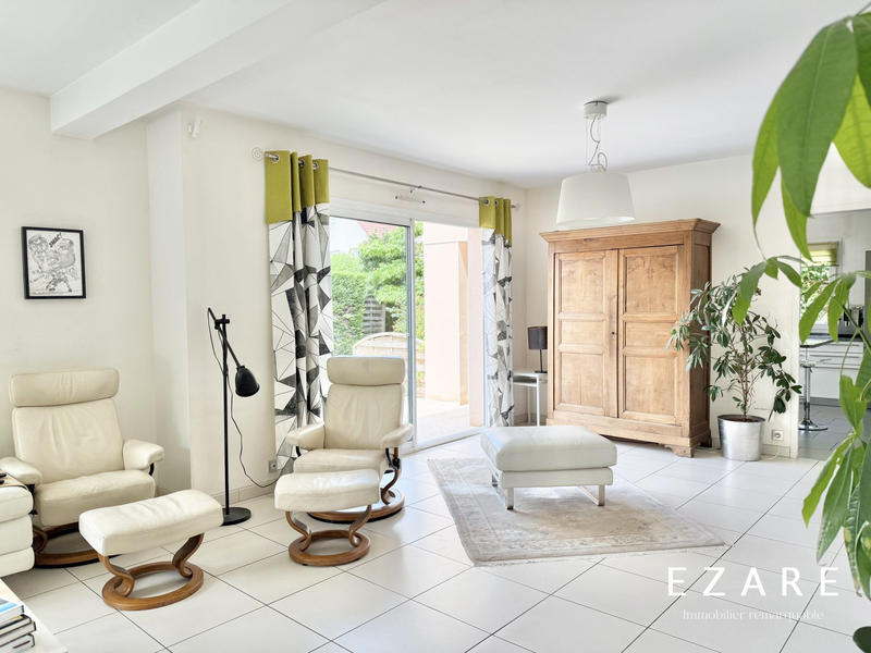 Maison - 196 m² - 6 pièces