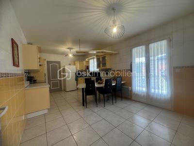 Maison - 160 m² - 7 pièces