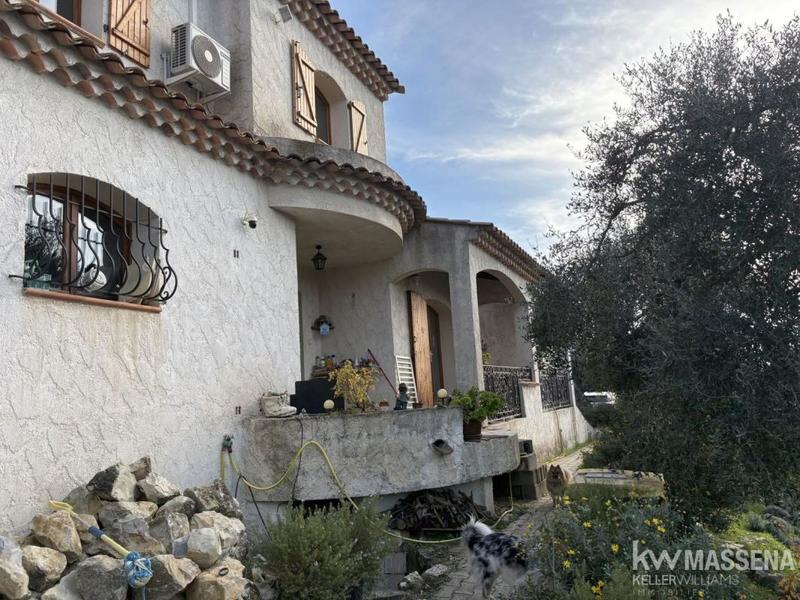 Villa - 125 m² - 6 pièces