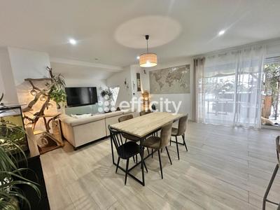 Maison - 112 m² - 5 pièces