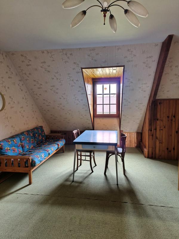 Maison traditionnelle - 179 m² - 9 pièces