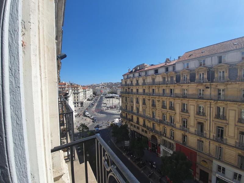 Appartement - 64 m² - 2 pièces