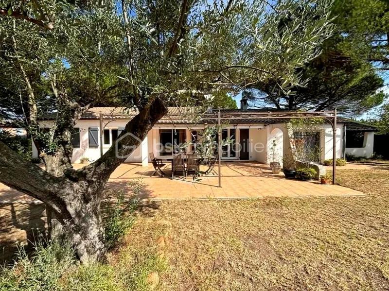 Maison traditionnelle - 130 m² - 6 pièces