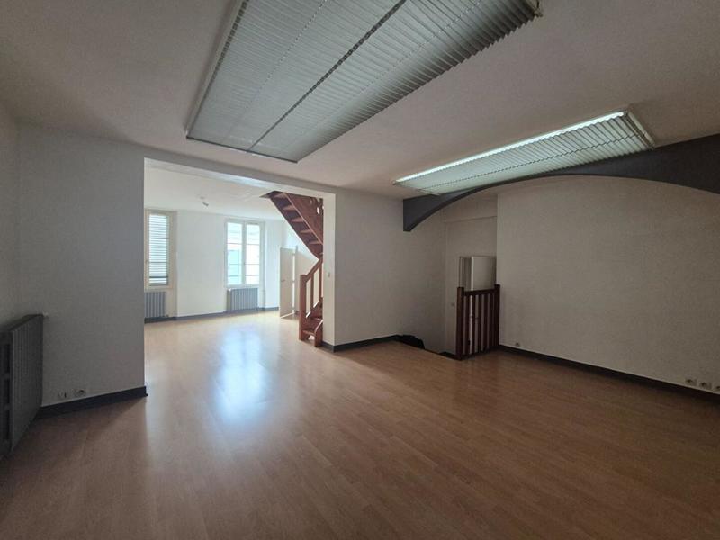 Immeuble - 250 m² - 10 pièces