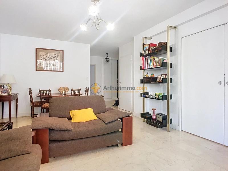 Appartement - 80 m² - 3 pièces