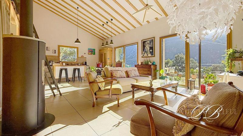 Maison - 124 m² - 4 pièces