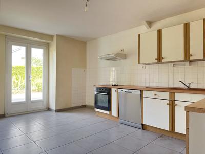 Maison - 96 m² - 4 pièces