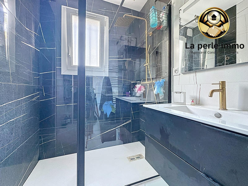 Maison - 120 m² - 7 pièces