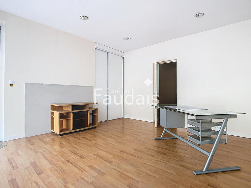 Immeuble - 110 m² - 4 pièces