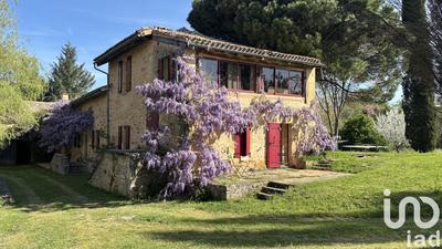 Maison - 650 m² - 15 pièces