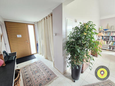 Maison - 160 m² - 5 pièces