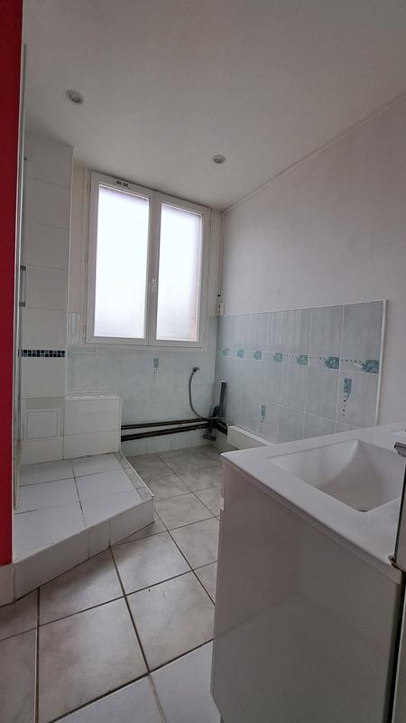 Appartement - 80 m² - 5 pièces