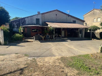 Maison - 210 m² - 7 pièces