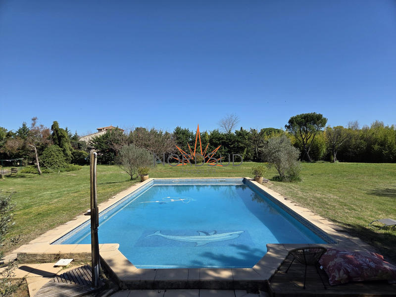 Maison - 246 m² - 6 pièces