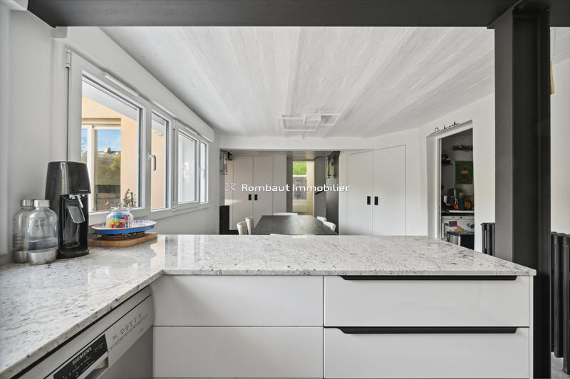 Maison - 181 m² - 7 pièces