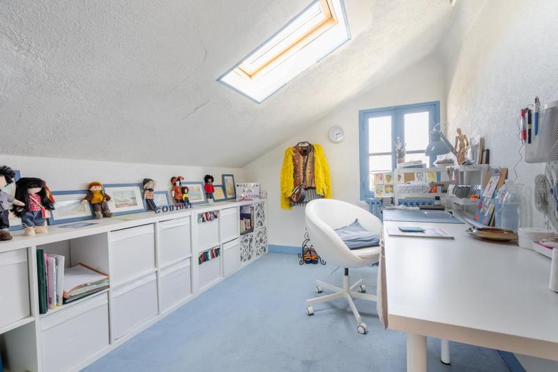 Maison - 90 m² - 5 pièces