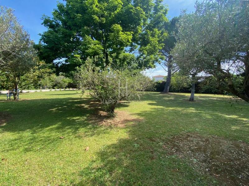 Propriété - 198 m² - 7 pièces