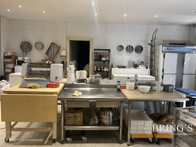 Fonds de commerce - 140 m²