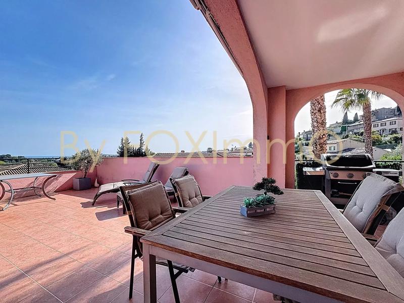 Appartement - 70 m² - 5 pièces