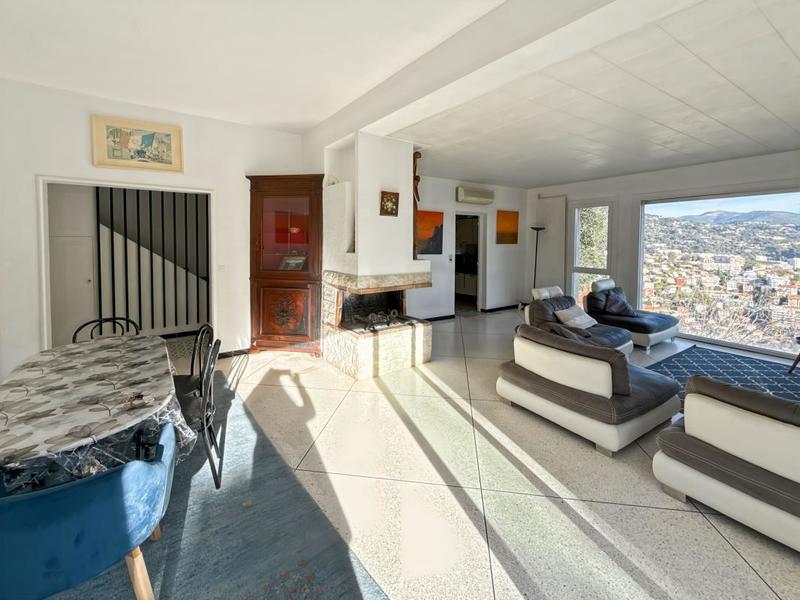 Villa - 160 m² - 5 pièces