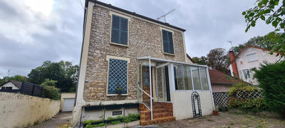 Maison - 101 m² - 6 pièces