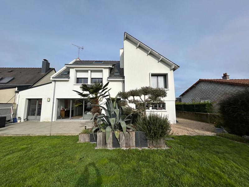 Maison - 160 m² - 6 pièces