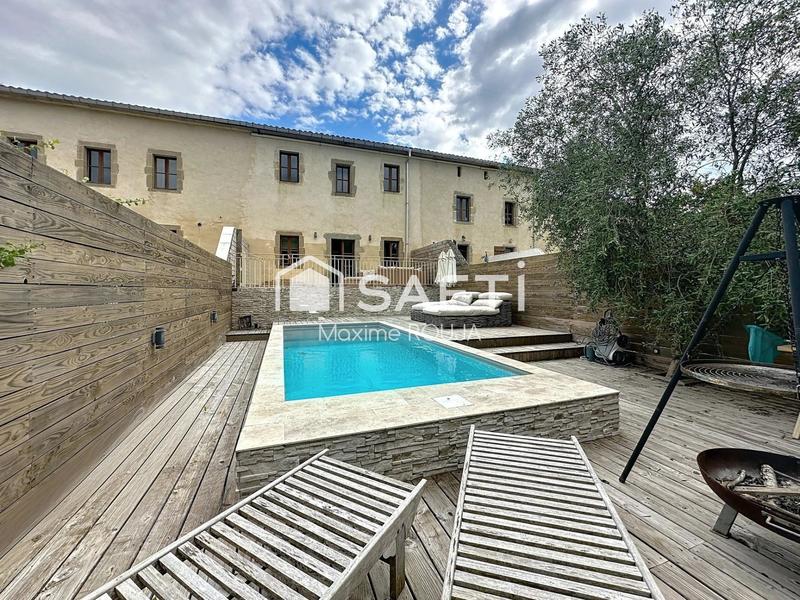 Maison - 244 m² - 6 pièces