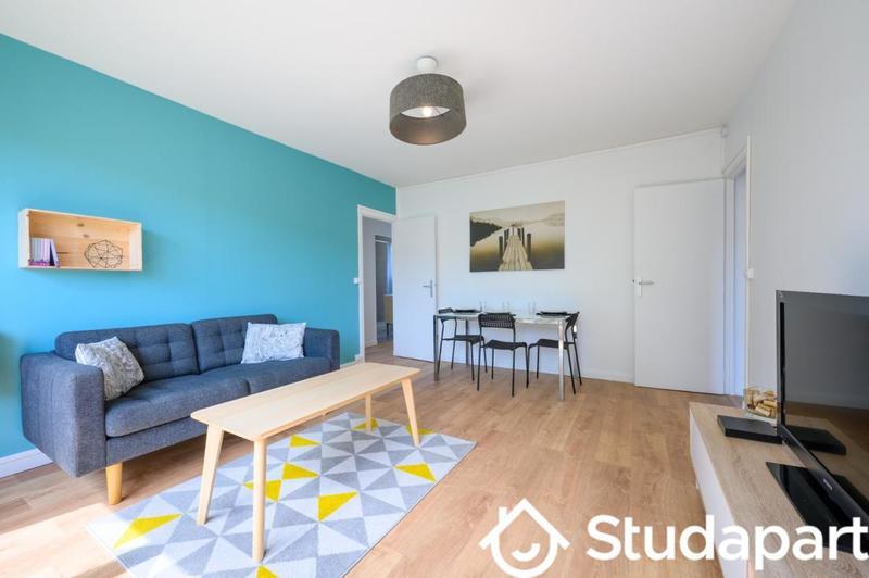 Chambre - 11 m² - 1 pièce