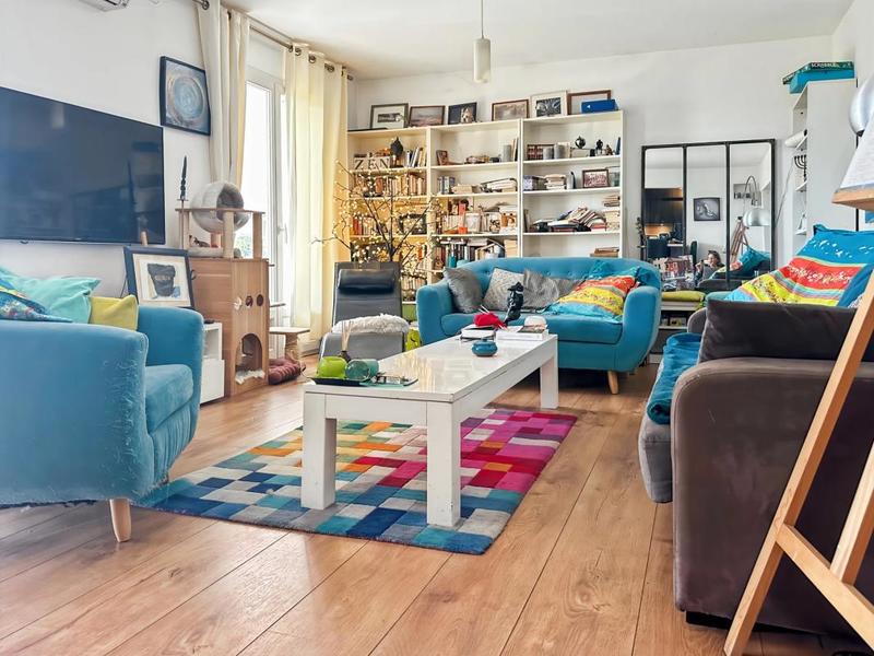 Appartement - 80 m² - 3 pièces