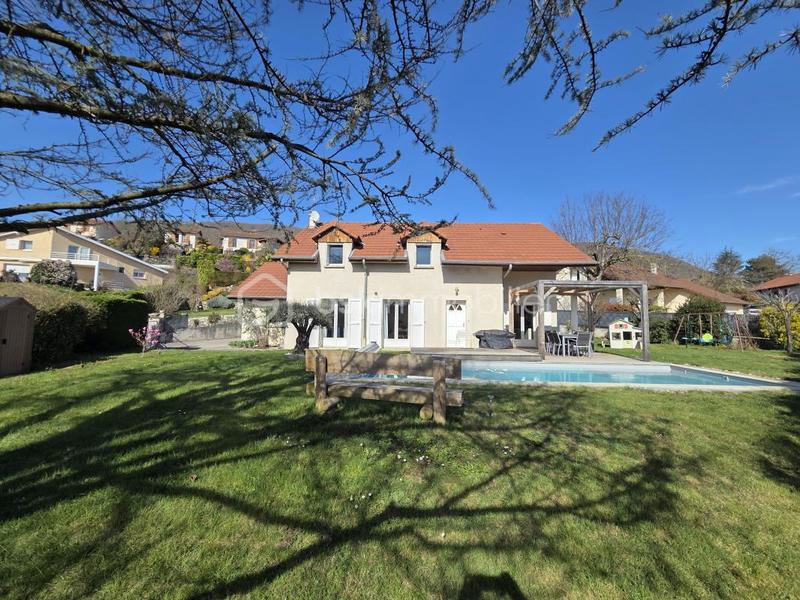 Villa - 156 m² - 7 pièces