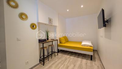 Immeuble - 70 m² - 4 pièces