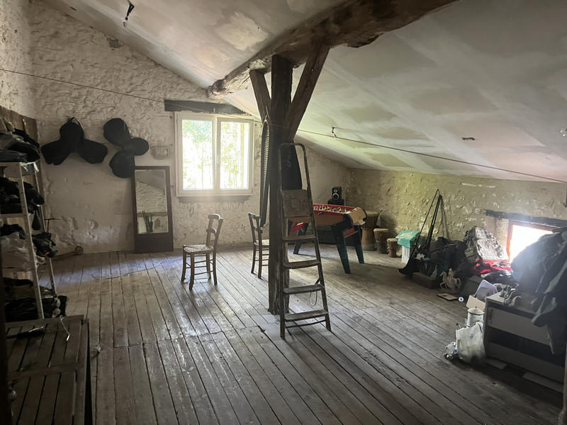 Maison - 153 m² - 7 pièces