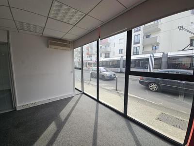 Local commercial - 133 m²