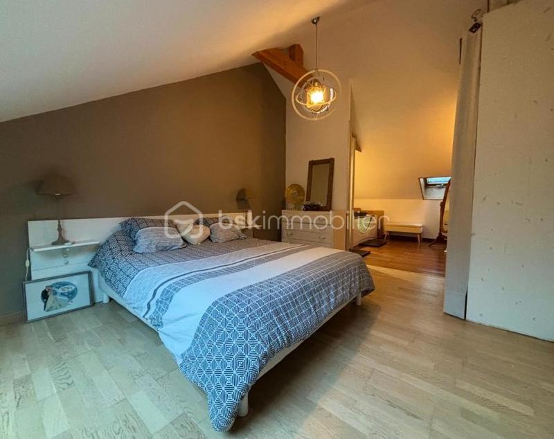 Maison - 144 m² - 7 pièces