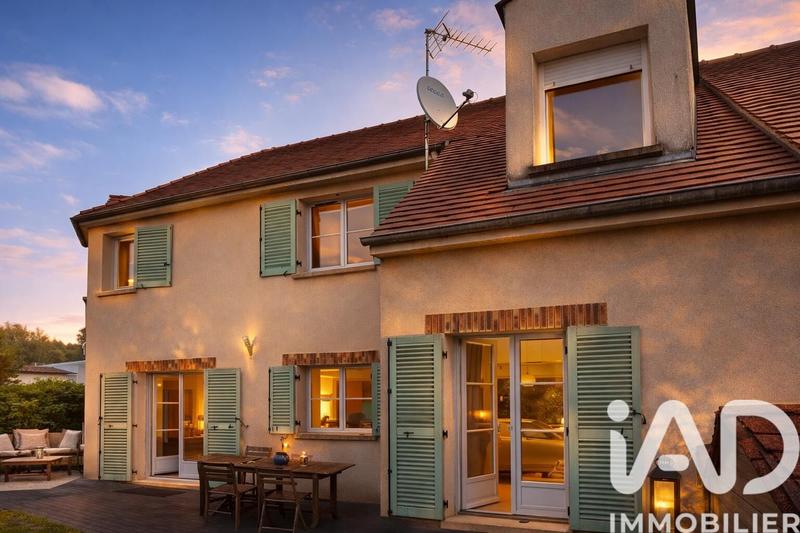 Maison - 144 m² - 7 pièces