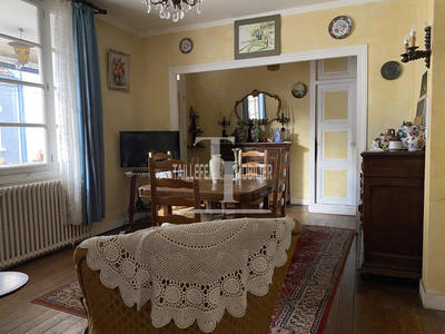 Maison - 113 m² - 6 pièces