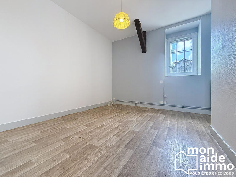 Maison - 217 m² - 6 pièces
