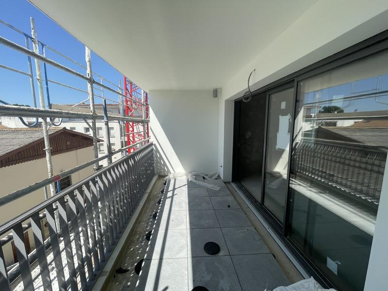 Appartement - 90 m² - 4 pièces