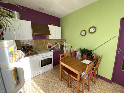 Maison - 223 m² - 8 pièces