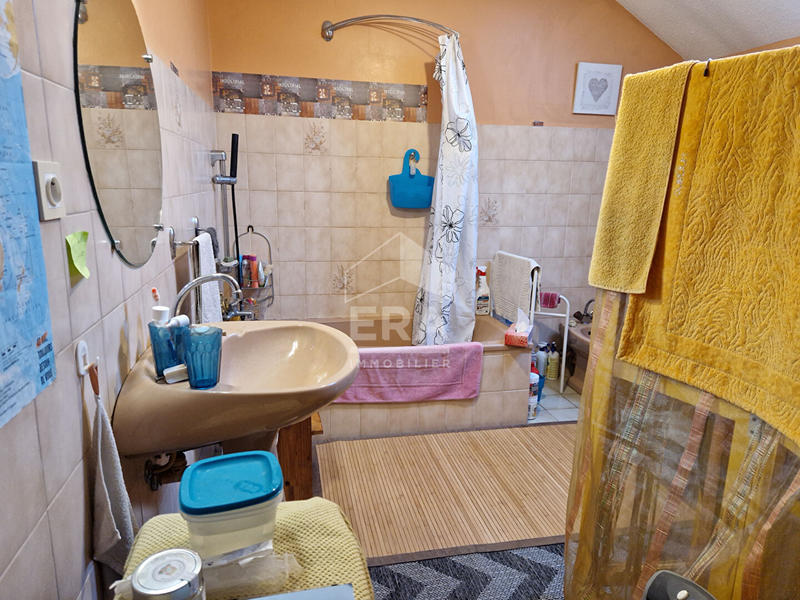 Maison - 92 m² - 4 pièces