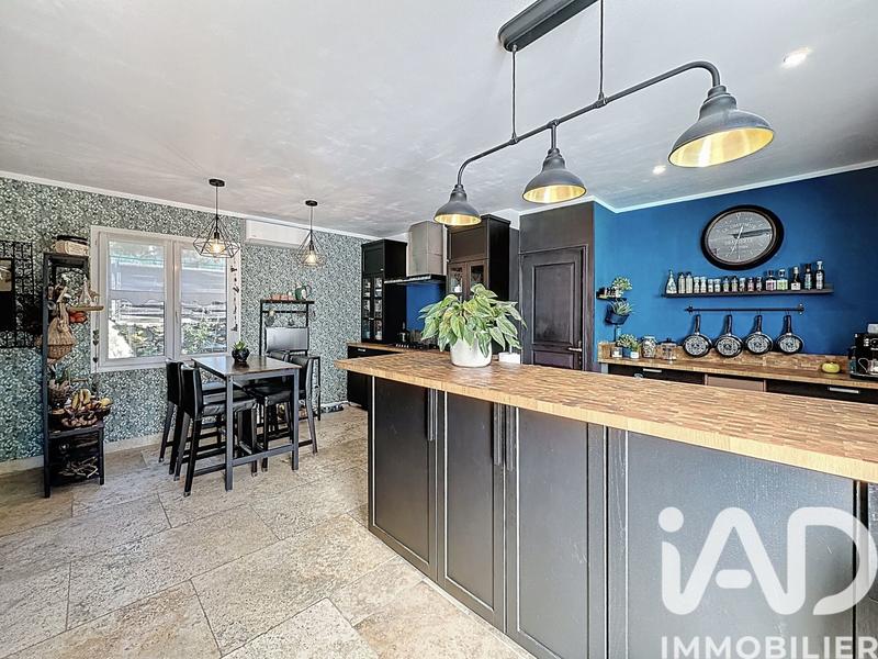 Maison - 190 m² - 7 pièces