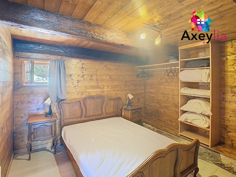 Maison - 257 m² - 7 pièces