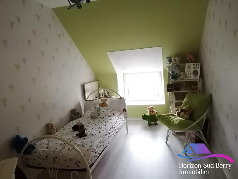 Maison - 234 m² - 8 pièces