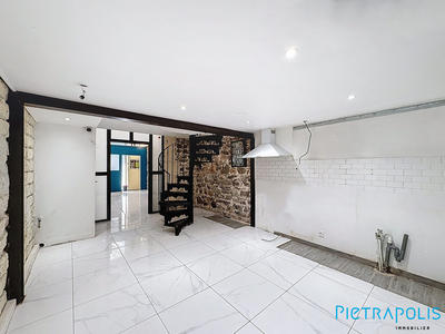 Local commercial - 117 m² - 5 pièces