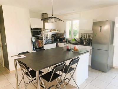 Pavillon - 97 m² - 5 pièces