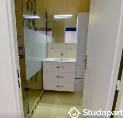 Appartement - 92 m² - 1 pièce